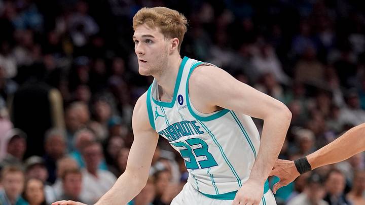 Mar 24, 2026; Charlotte, North Carolina, USA; Charlotte Hornets forward Liam McNeeley (33) drives to the basket against the Sacramento Kings during the second half at Spectrum Center. Mandatory Credit: Jim Dedmon-Imagn Images Mar 24, 2026; Charlotte, North Carolina, USA; Charlotte Hornets forward Liam McNeeley (33) drives to the basket against the Sacramento Kings during the second half at Spectrum Center. Mandatory Credit: Jim Dedmon-Imagn Images