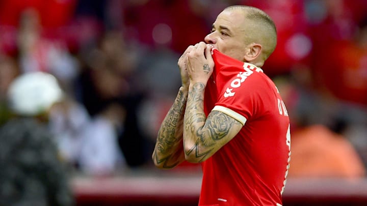 D’Alessandro é um dos maiores ídolos da história do Internacional. D’Alessandro é um dos maiores ídolos da história do Internacional.