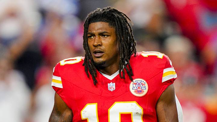 Kansas City Chiefs running back Isiah Pacheco (10) 