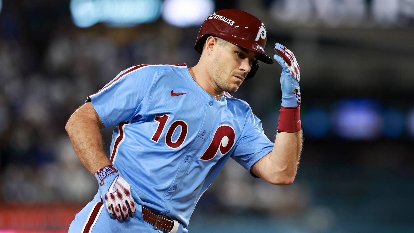 Phillies Stalled on Realmuto, Eye Catcher Trades