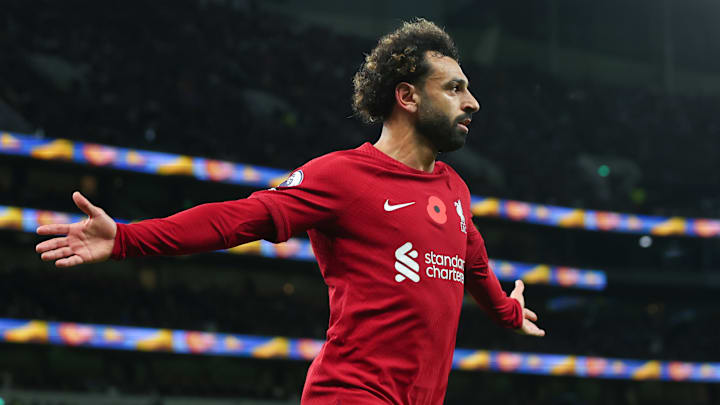 Salah foi autor dos dois gols da vitória do Liverpool sobre o Tottenham Salah foi autor dos dois gols da vitória do Liverpool sobre o Tottenham