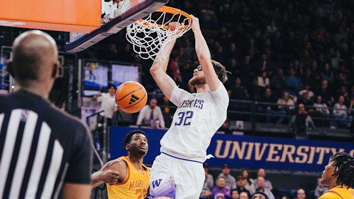 Wilhelm Breidenbach dunks against Maryland. 