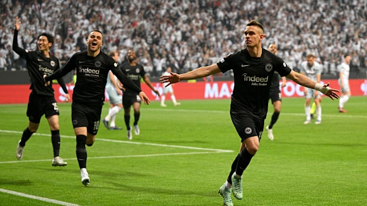 Borré bejubelt seinen Treffer zum 1:0 Borré bejubelt seinen Treffer zum 1:0