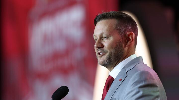 Razorbacks head coach Ryan Silverfield speaks to the press during SEC Football Kickoff Media Day at the Tampa Marriott. Mandatory Credit: Nathan Ray Seebeck-Imagn Images Razorbacks head coach Ryan Silverfield speaks to the press during SEC Football Kickoff Media Day at the Tampa Marriott. Mandatory Credit: Nathan Ray Seebeck-Imagn Images