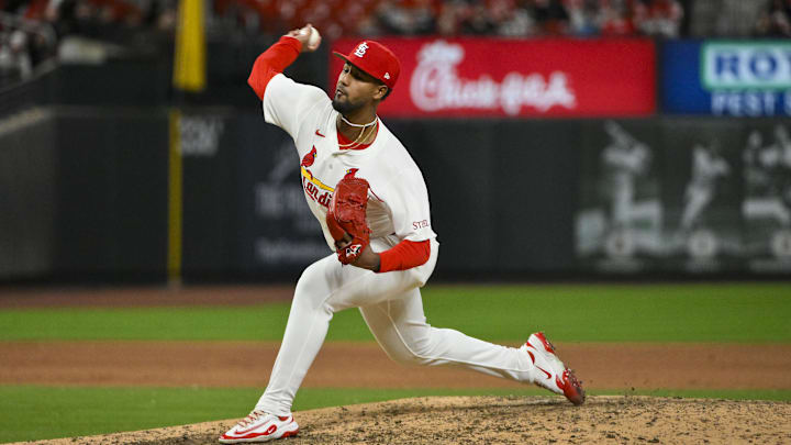 Roddery Munoz of St. Louis Cardinals throws pitch from right hand Roddery Munoz of St. Louis Cardinals throws pitch from right hand
