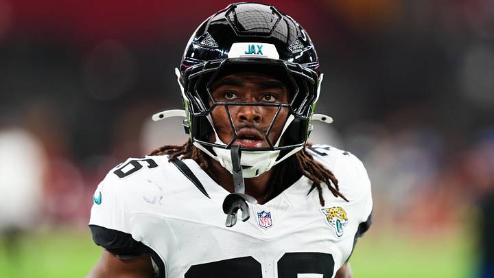 Nov 23, 2025; Glendale, Arizona, USA; Jacksonville Jaguars running back LeQuint Allen Jr. (36) looks on before the game against the Arizona Cardinals at State Farm Stadium. Mandatory Credit: Joe Camporeale-Imagn Images Nov 23, 2025; Glendale, Arizona, USA; Jacksonville Jaguars running back LeQuint Allen Jr. (36) looks on before the game against the Arizona Cardinals at State Farm Stadium. Mandatory Credit: Joe Camporeale-Imagn Images