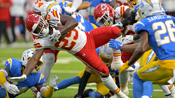Sep 29, 2024; Inglewood, California, USA;  Kansas City Chiefs running back Kareem Hunt (29) carries the ball to the 3-yard line and scored a touchdown on the next play in the second half against the Los Angeles Chargers at SoFi Stadium. Mandatory Credit: Jayne Kamin-Oncea-Imagn Images