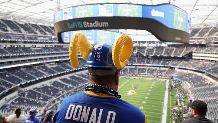 Buffalo Bills v Los Angeles Rams