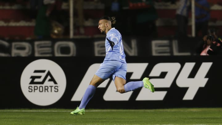 Atacante está com 29 anos