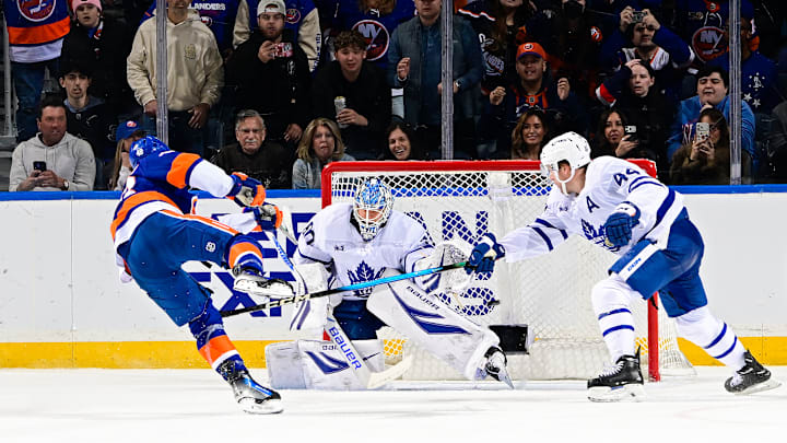 Toronto Maple Leafs v New York Islanders Toronto Maple Leafs v New York Islanders