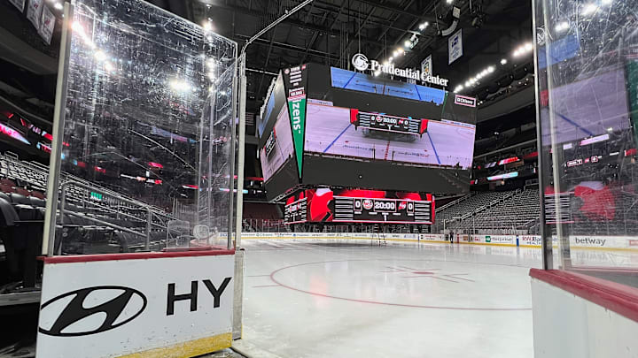New York Islanders v New Jersey Devils