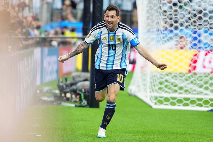 Lionel Messi ลิโอเนล เมสซี