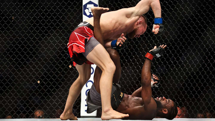 UFC 273: Volkanovski v The Korean Zombie Zombie