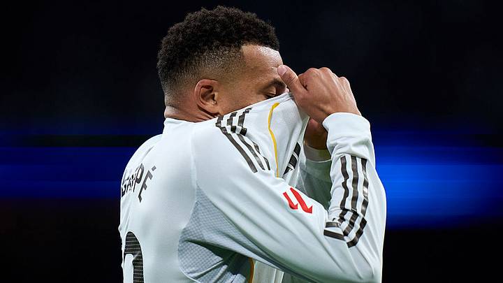 Real Madrid failed to win a major trophy in 2025–26. Real Madrid failed to win a major trophy in 2025–26.