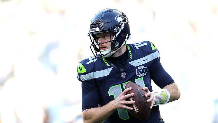 Sam Darnold llevó a los Seahawks a ganar el Super Bowl en su primer año con el equipo.