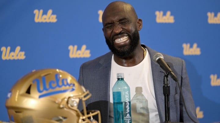 UCLA HC DeShaun Foster