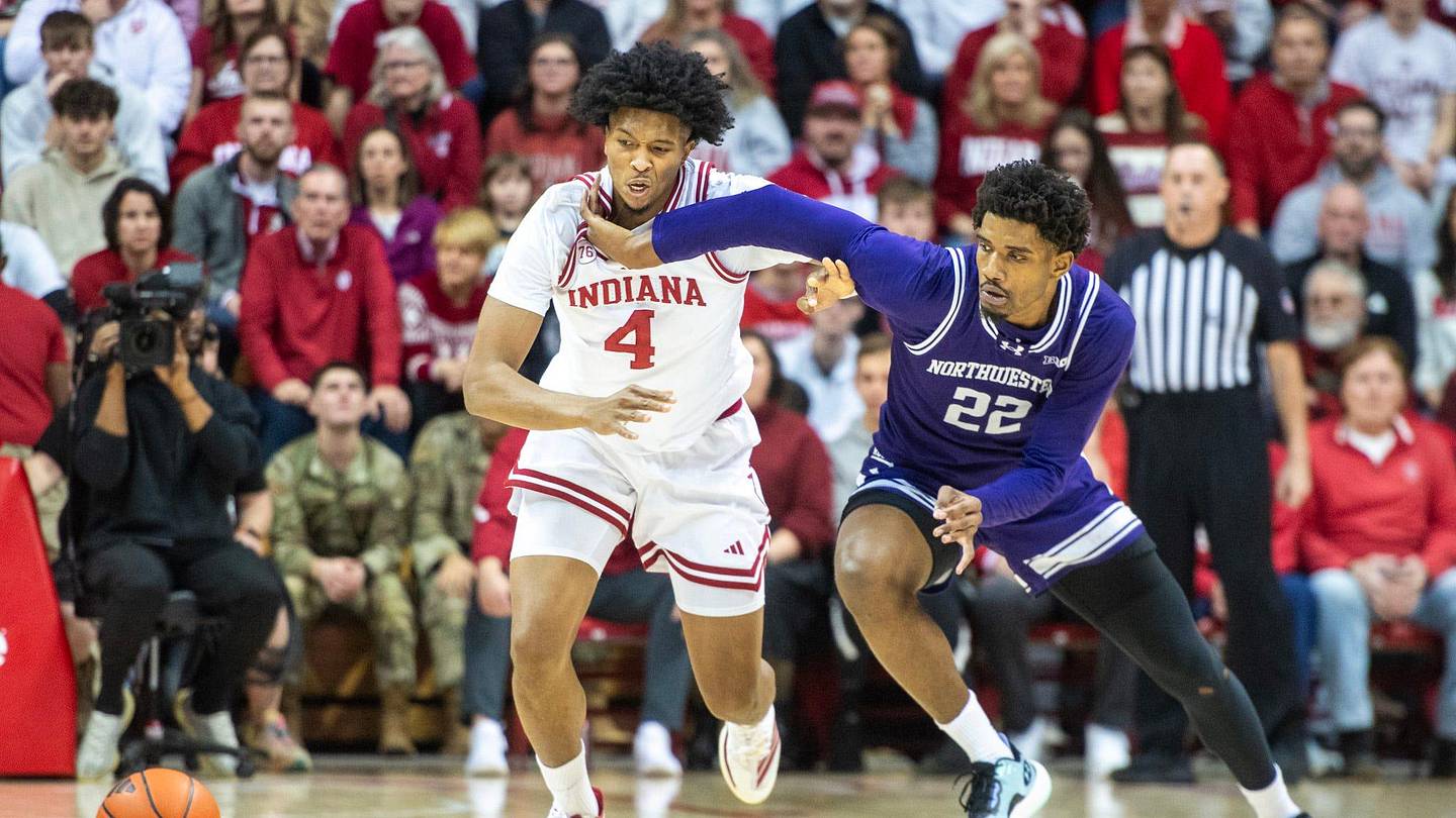 Northwestern Basketball Alum Transfer Tracker: Arrinten Page, Max Green, More