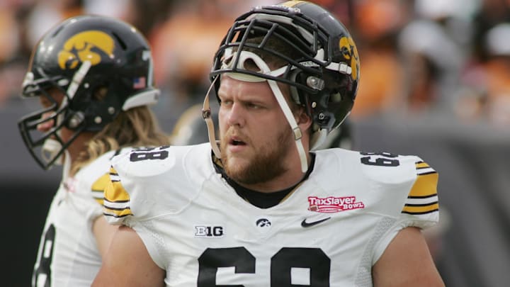 Jan 2, 2015; Jacksonville, FL, USA; IIowa Hawkeyes offensive lineman Brandon Scherff (68) before the start of their game against theTennessee Volunteers in the 2015 TaxSlayer Bowl at EverBank Field. Mandatory Credit: Phil Sears-Imagn Images Jan 2, 2015; Jacksonville, FL, USA; IIowa Hawkeyes offensive lineman Brandon Scherff (68) before the start of their game against theTennessee Volunteers in the 2015 TaxSlayer Bowl at EverBank Field. Mandatory Credit: Phil Sears-Imagn Images