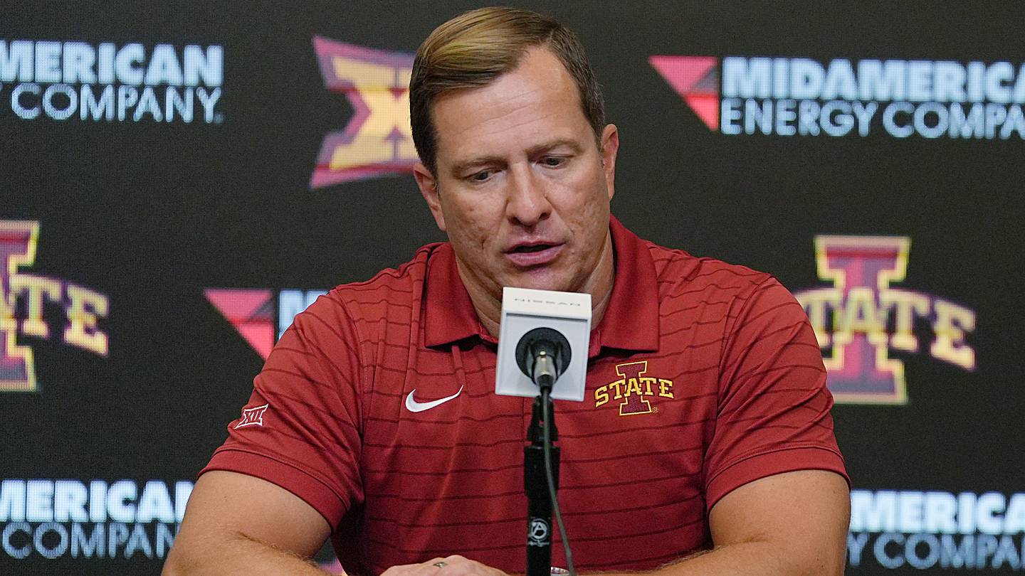 Iowa State Basketball Shockingly Drops Out of Way-Too-Early Top 25