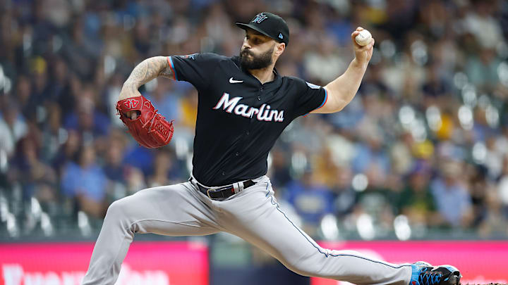 Miami Marlins v Milwaukee Brewers