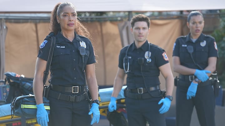 9-1-1 LONE STAR: L-R: Gina Torres, Ronen Rubinstein and Brianna Baker in the “Best “of Men episode of 9-1-1 LONE STAR airing Tuesday, May 16 (8:00-9:01 PM ET/PT) on FOX. © 2023 Fox Media LLC. CR: Kevin Estrada/FOX.