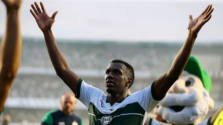 Coritiba busca confirmar o título da Série B na última rodada