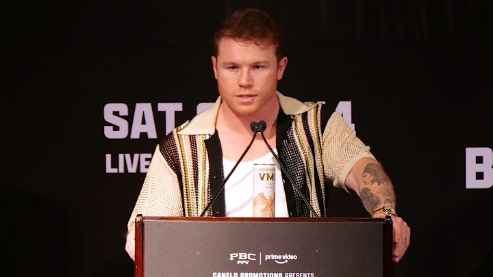 Saúl "Canelo" Álvarez durante la presentación de su pelea contra Edgar Berlanga