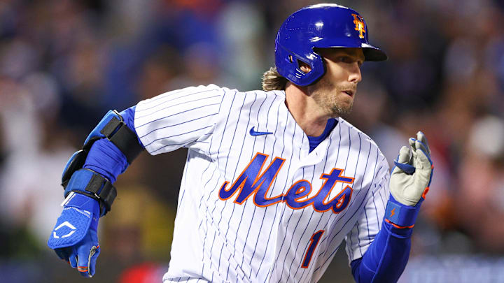 Jeff McNeil acordó con los Mets de Nueva York