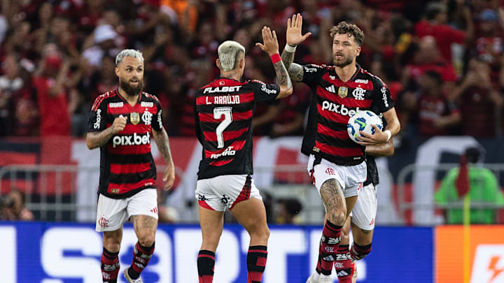 Flamengo lidera o Brasileirão após três rodadas