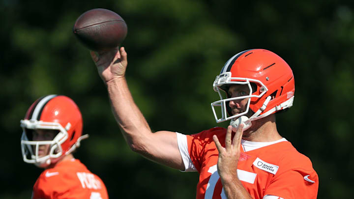 Cleveland Browns quarterback Joe Flacco (15) throws as quarterback Kenny Pickett (8) looks on during NFL training camp practice at the Cleveland Browns training facility, Wednesday, July 23, 2025, in Berea, Ohio. Cleveland Browns quarterback Joe Flacco (15) throws as quarterback Kenny Pickett (8) looks on during NFL training camp practice at the Cleveland Browns training facility, Wednesday, July 23, 2025, in Berea, Ohio.