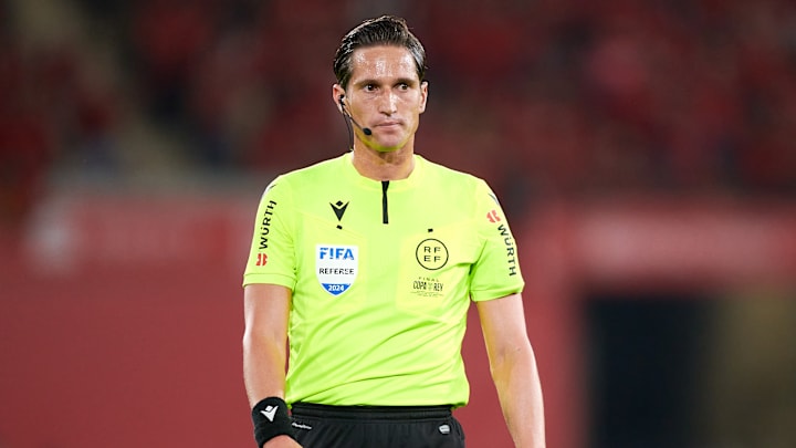 José Luis Munuera Montero expulsó el fin de semana a Jude Bellingham en el partido Real Madrid vs. Osasuna 