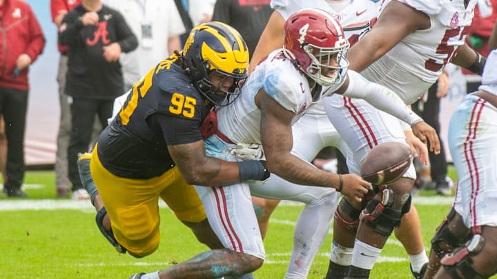 Alabama v Michigan - ReliaQuest Bowl