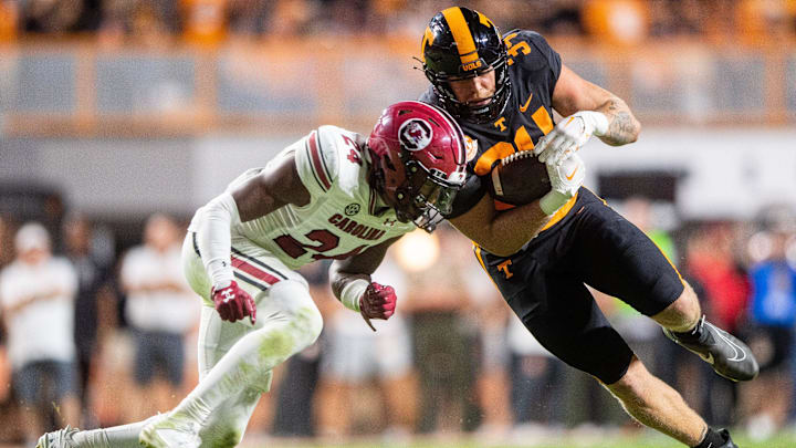 South Carolina football defenisve back Jalon Kilgore