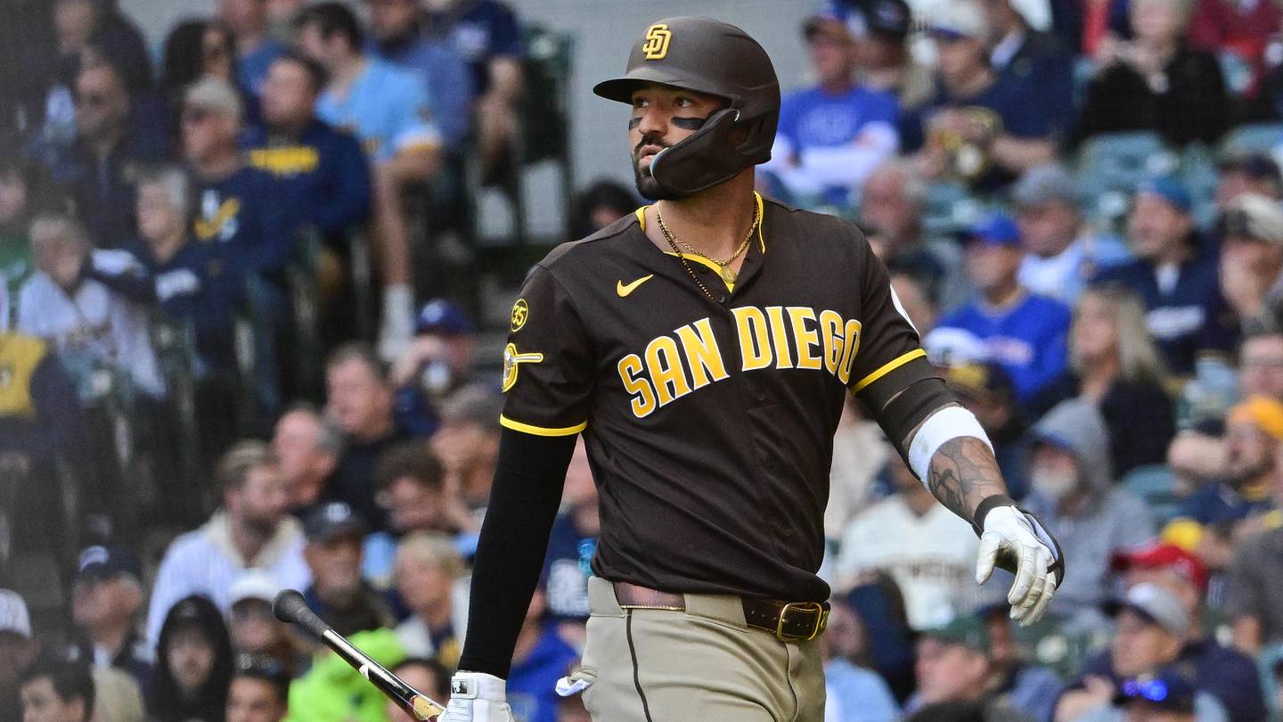 Padres’ offense has to answer before Nick Castellanos’ confidence starts sounding hollow