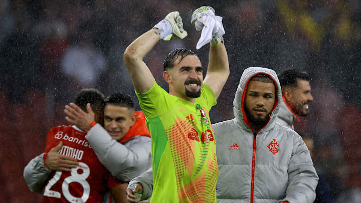 Anthoni pode ser titular no final de semana