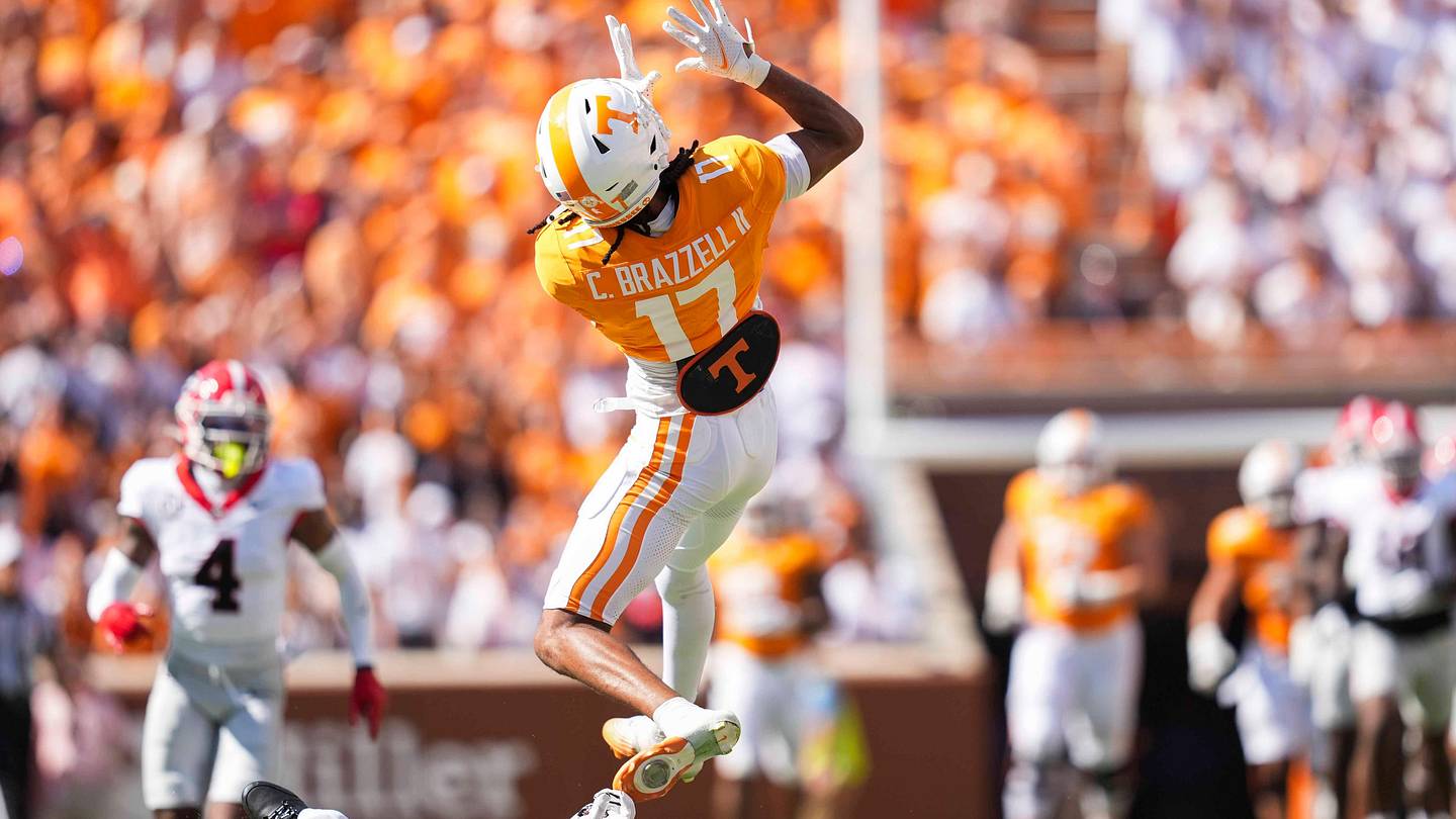Watch: Former Tennessee Receiver Chris Brazzell II Makes Unreal Catch