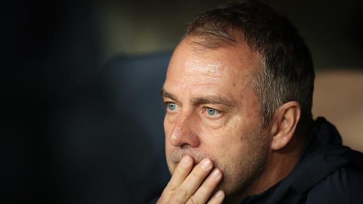 Hansi Flick pourrait faire appel à de jeunes pousses catalans ce samedi