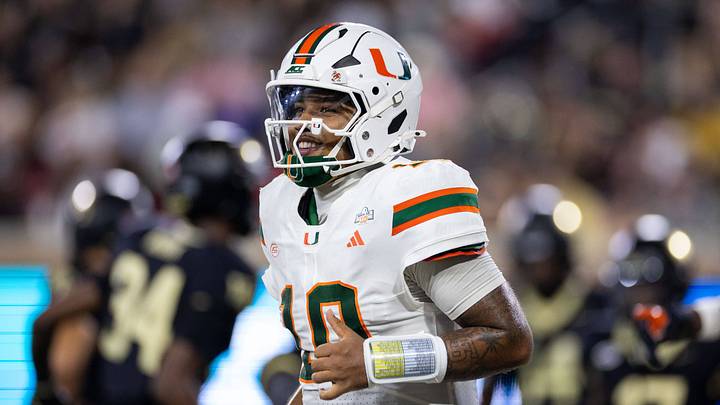 The Miami Hurricanes wore all-white uniforms for the second straight road game. The Miami Hurricanes wore all-white uniforms for the second straight road game.