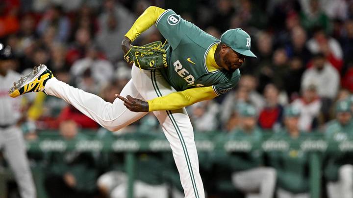 May 1, 2026; Boston, Massachusetts, USA; Boston Red Sox pitcher Aroldis Chapman (44) pitches against the Houston Astros during the ninth inning at Fenway Park. Mandatory Credit: Brian Fluharty-Imagn Images May 1, 2026; Boston, Massachusetts, USA; Boston Red Sox pitcher Aroldis Chapman (44) pitches against the Houston Astros during the ninth inning at Fenway Park. Mandatory Credit: Brian Fluharty-Imagn Images