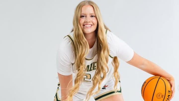 Tracey Bershers before the 2024-25 season with UAB.