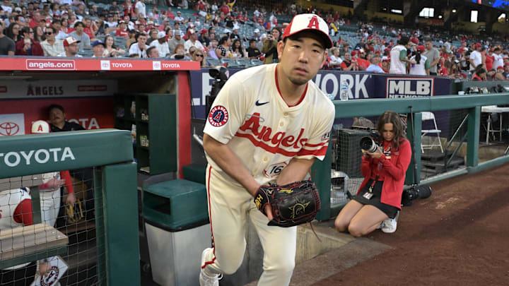 Sep 24, 2025; Anaheim, California, USA; Los Angeles Angels starting pitcher Yusei Kikuchi (16) runs on to the field for the first inning against the Kansas City Royals at Angel Stadium. Mandatory Credit: Jayne Kamin-Oncea-Imagn Images Sep 24, 2025; Anaheim, California, USA; Los Angeles Angels starting pitcher Yusei Kikuchi (16) runs on to the field for the first inning against the Kansas City Royals at Angel Stadium. Mandatory Credit: Jayne Kamin-Oncea-Imagn Images