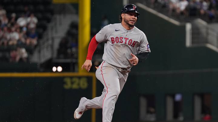 Sep 17, 2026; Arlington, Texas, USA; Boston Red Sox first baseman Willson Contreras (40) advances to third base against the Texas Rangers during the fourth inning at Globe Life Field. Mandatory Credit: Raymond Carlin III-Imagn Images Sep 17, 2026; Arlington, Texas, USA; Boston Red Sox first baseman Willson Contreras (40) advances to third base against the Texas Rangers during the fourth inning at Globe Life Field. Mandatory Credit: Raymond Carlin III-Imagn Images