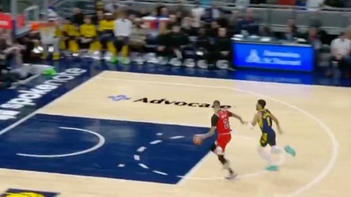 Chicago Bulls guard Lonzo Ball drives to the basket for a layup following a steal in the first quarter of a game against the Indiana Pacers at Gainbridge Fieldhouse on January 9, 2025. 
