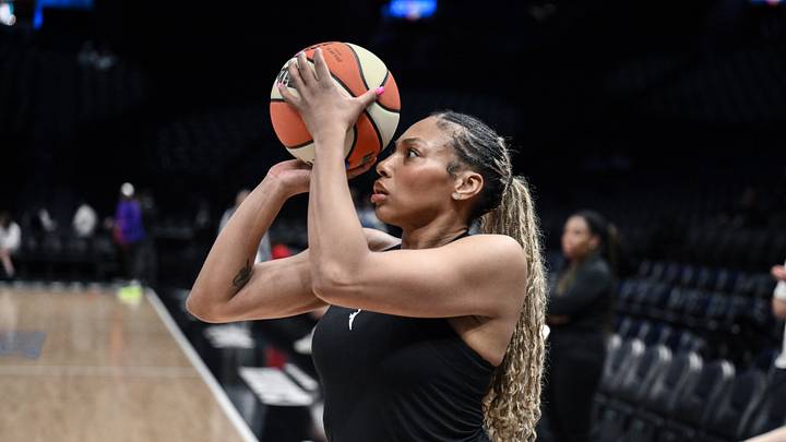 May 29, 2026; Brooklyn, New York, USA; New York Liberty guard-forward Betnijah Laney-Hamilton (44) warms up before a game against the Phoenix Mercury at Barclays Center. Mandatory Credit: John Jones-Imagn Images May 29, 2026; Brooklyn, New York, USA; New York Liberty guard-forward Betnijah Laney-Hamilton (44) warms up before a game against the Phoenix Mercury at Barclays Center. Mandatory Credit: John Jones-Imagn Images