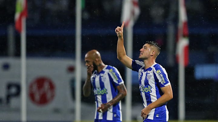 Time catarinense tenta sair do Z-4 nesta rodada Time catarinense tenta sair do Z-4 nesta rodada