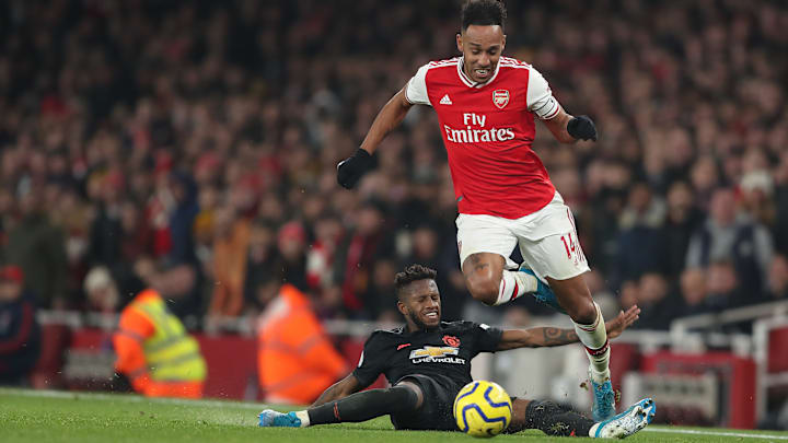 Quem vai levar a melhor na 14ª rodada da Premier League: o Manchester United ou o Arsenal? 