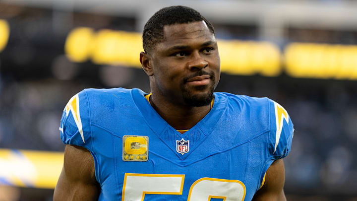 Tennessee Titans v Los Angeles Chargers