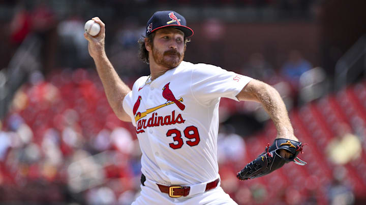 Aug 17, 2025; St. Louis, Missouri, USA;  St. Louis Cardinals starting pitcher Miles Mikolas (39) pitches against the New York Yankees during the first inning at Busch Stadium. Mandatory Credit: Jeff Curry-Imagn Images
