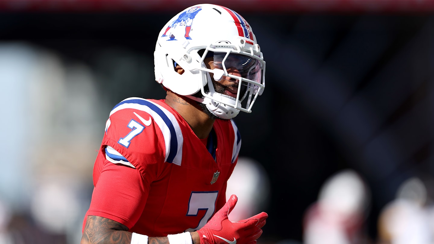 Patriots' free agent addition is creating more questions than answers