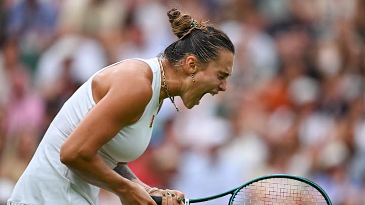 Aryna Sabalenka advances to the quarterfinals at Wimbledon.